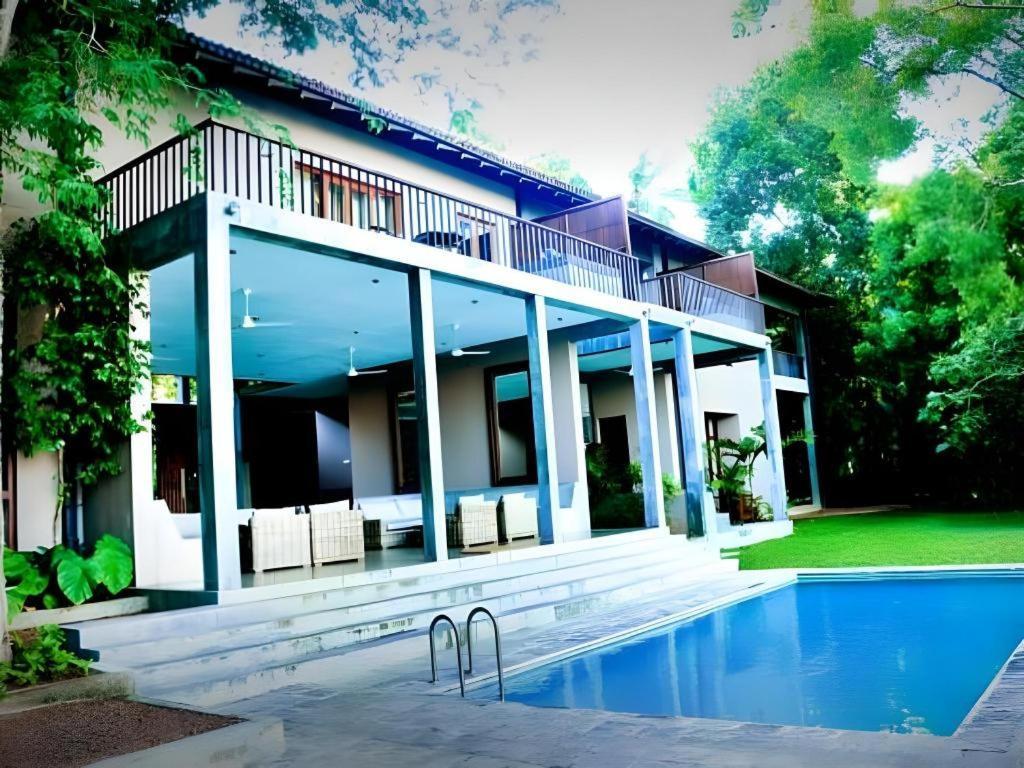 Roman Lake Ayurveda Boutique Resort Ahungalla Exterior photo